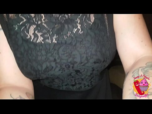 ❤️ Slutty ګامه خور هغه ته یو blowjob او هسپانوي ورکوي ❤❌  ❤